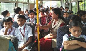 Traffic police impose fine of 5500 on private school bus