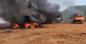 Naxalites set fire to 9 vehicles at NMDC mine