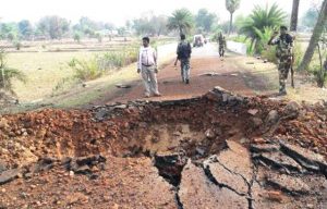 Maoists blast IED a day before CM's visit