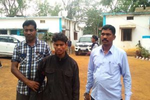 Agent taking tribal girls to Delhi for wages arrested