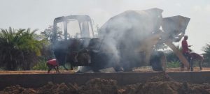 Naxalites set fire to 4 vehicles engaged in road construction