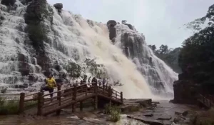 tirathgarh falls