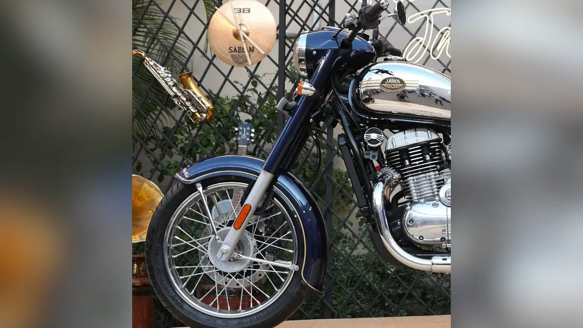 Jawa 350 New Blue Color With Engine