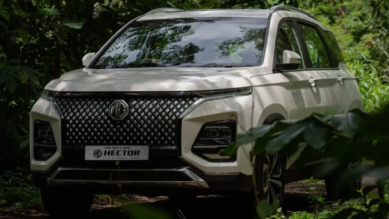 MG Hector launches two new variants